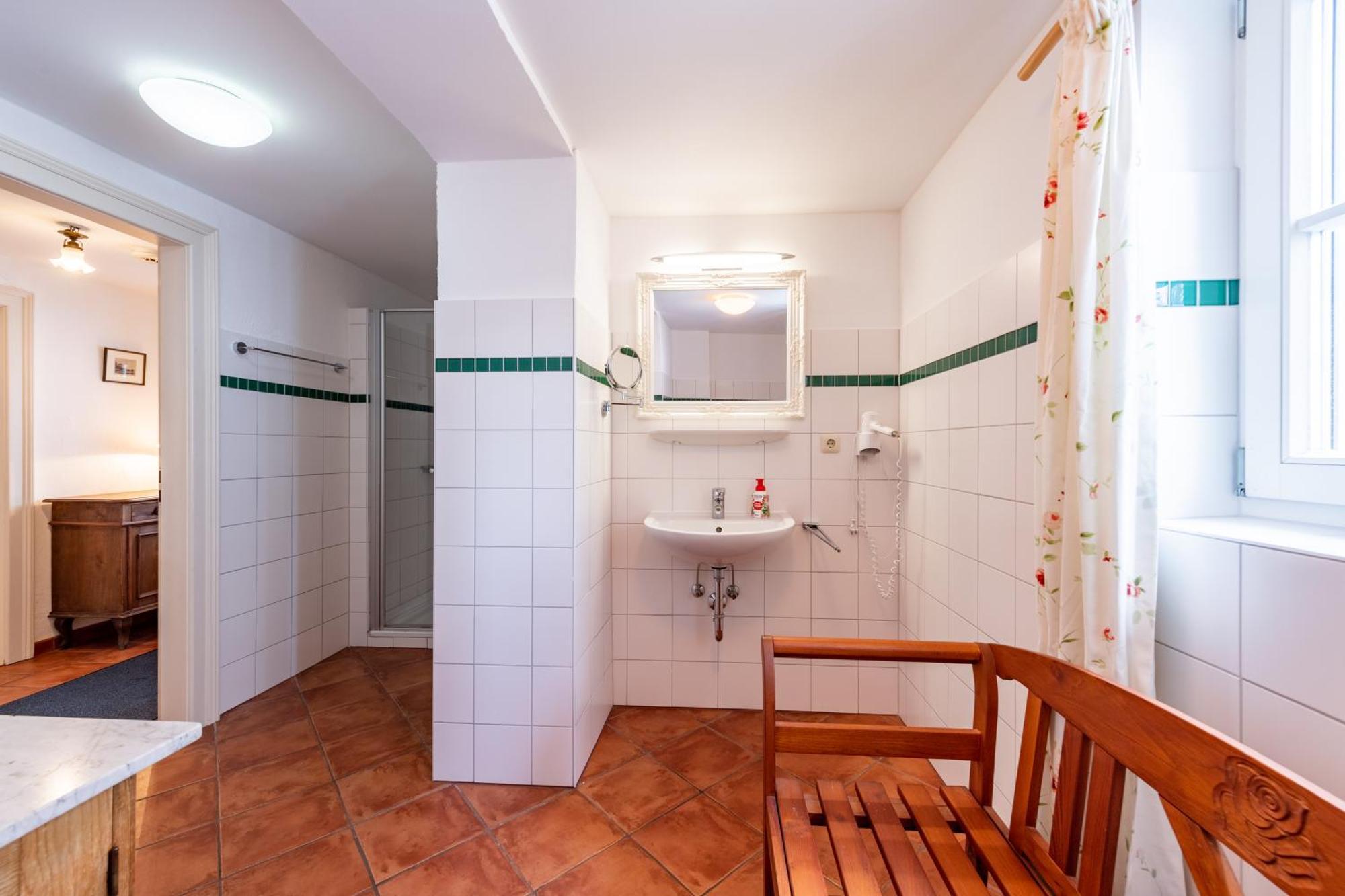Schlossgaststatte Hohenberg Apartment Seeshaupt Exterior photo